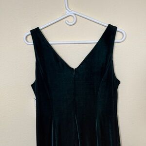 Donna Morgan Deep Green Velvet Backless Dress